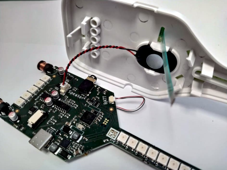 Inserting the FPC into the board connector